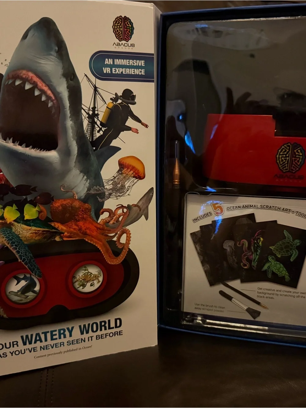 Stem Virtual Reality Oceans! Interactive VR Kit with Red Goggles